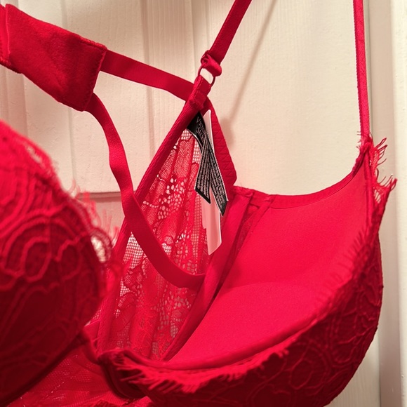 NWT Bombshell Add-2-cups Lace Teddy - Picture 4 of 6